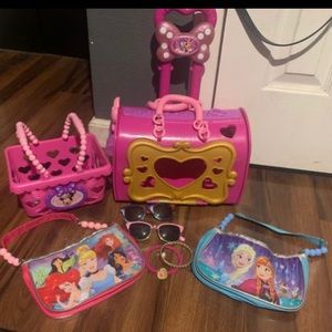 TODAY ONLY !!!🎀✨Disney Toy Lot ✨🎀